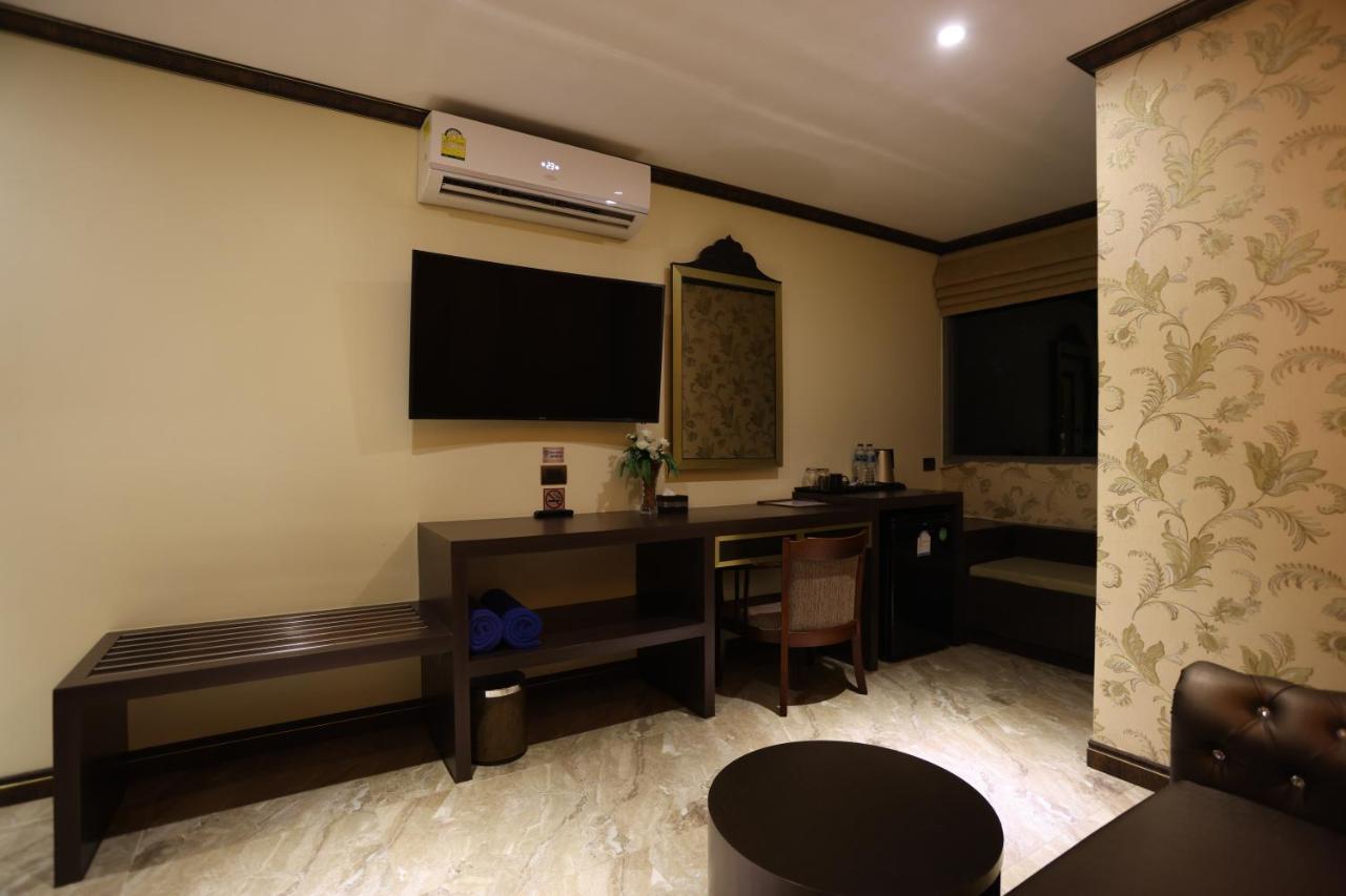 Bab Alhara Hotel Patong Exterior foto